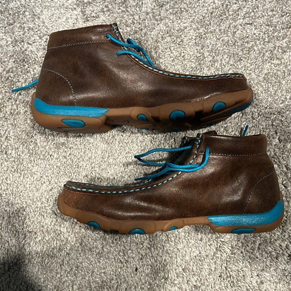 Twisted X Chukka Driving Moccasins for Ladies - Picture 5 of 6